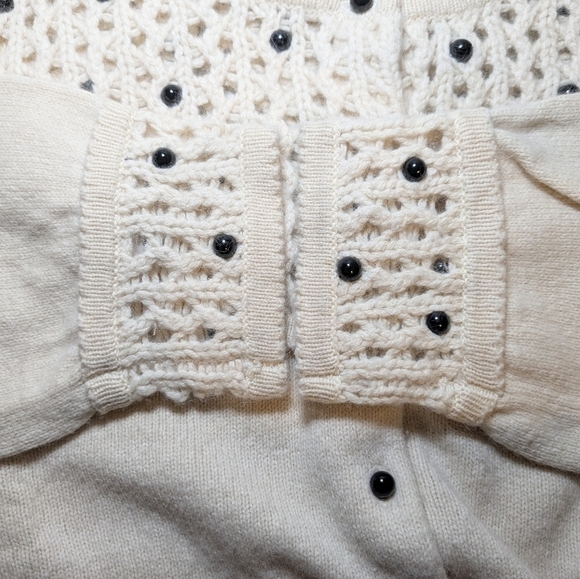 Anthropologie Cream Wool Cashmere Blend Black Pearl Sweater Cottagecore Grandma - Picture 11 of 12